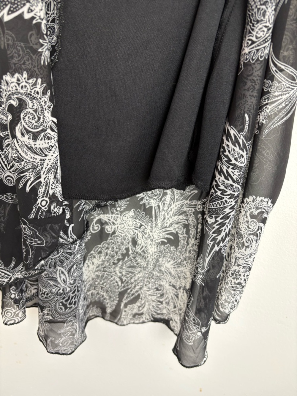 Vintage 90s Black & White Paisley Skirt XL EUC Whimsigoth Fairycore Sheer Flowy - Picture 3 of 8
